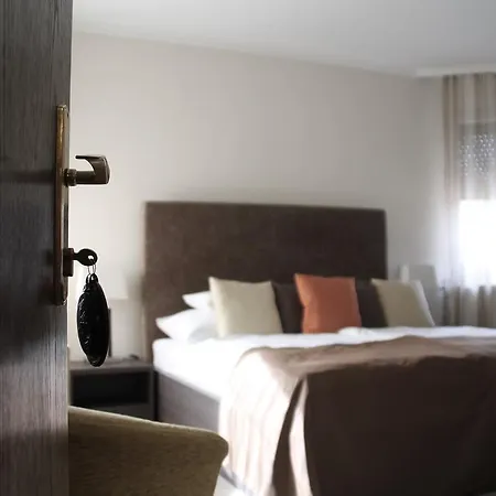 Hotel Winkler Haz Vasarosnameny